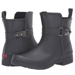 Chooka Black Chelsea Sidewalk Angle Rainbows NWT Womens 10